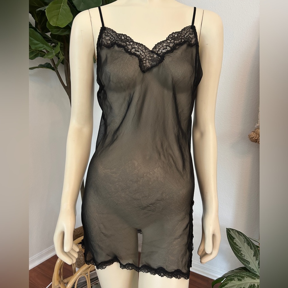 🖤 Black 2015 Victoria's Secret Sheer Chiffon & Lace Slip Dress - M